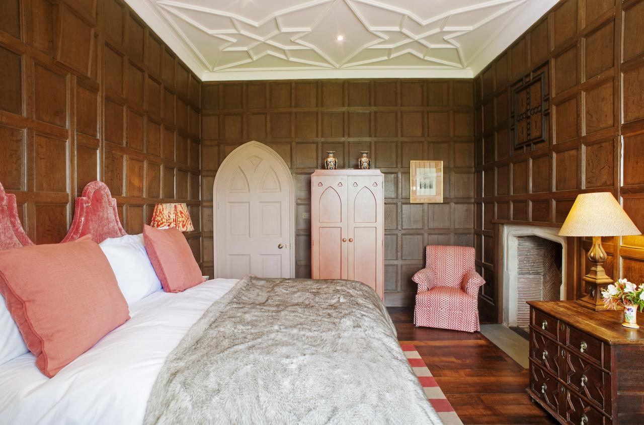 The North Wing - Combermere Abbey 惠特彻奇 外观 照片
